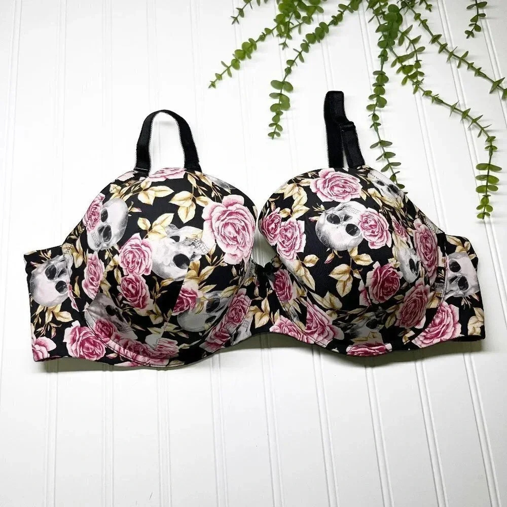 Torrid Black Roses & Skulls 360 Back Smoothing Lightly Lined T Shirt Bra 44C